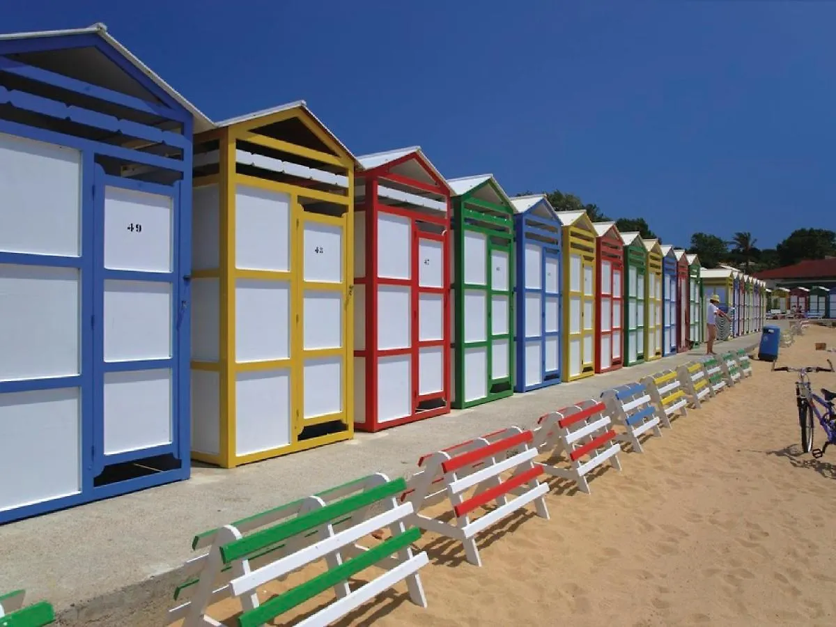 Lloguer30 Los Delfines, Swimming Pools , Near The Beach And With Parking プラヤ・デアロ アパート